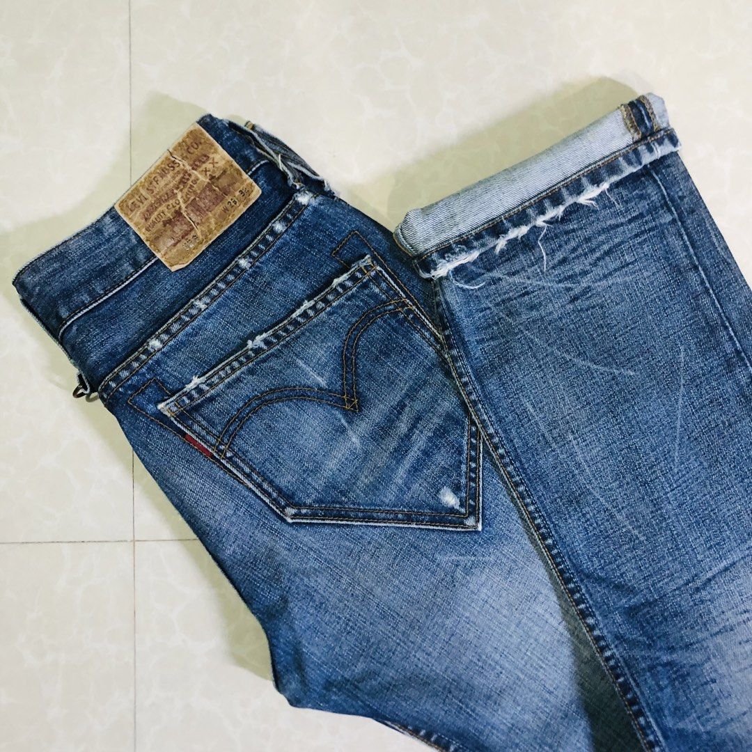 LEVIS 523 VINTAGE (Category: Jeans) located in Samal. Submitted by rj_thrift (Listing ID 1463018908, Image 2). Description: Size 28-30x40 issue none excellent condi crispy condition.