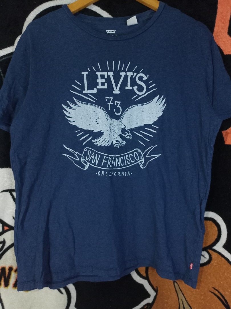Levi's Tshirt (Category: Tshirts & Polo Shirts ) located in Castilla. Submitted by stignapamorma (Listing ID 1463111899, Image 1). Description: Thrifted Branded T-shirt Size - 20x26 Condition - Excellent Color Rate - 9/10 Issue - None Price - 400+SF.