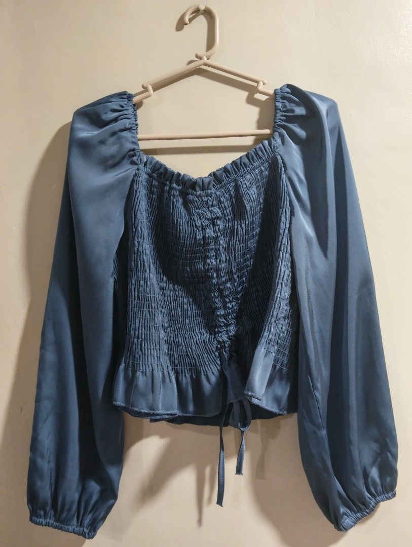 PRELOVED OFFICE CLOTHES FOR SALE (Category: Blouses) located in Cavite. Submitted by cielle.finds (Listing ID 1463085782, Image 3). Description: -FOR TAKE ALL ONLY(150 each pumapatak) -Size: S-L -PAYMENT FIRST -LOC: NAIC CAVITE.