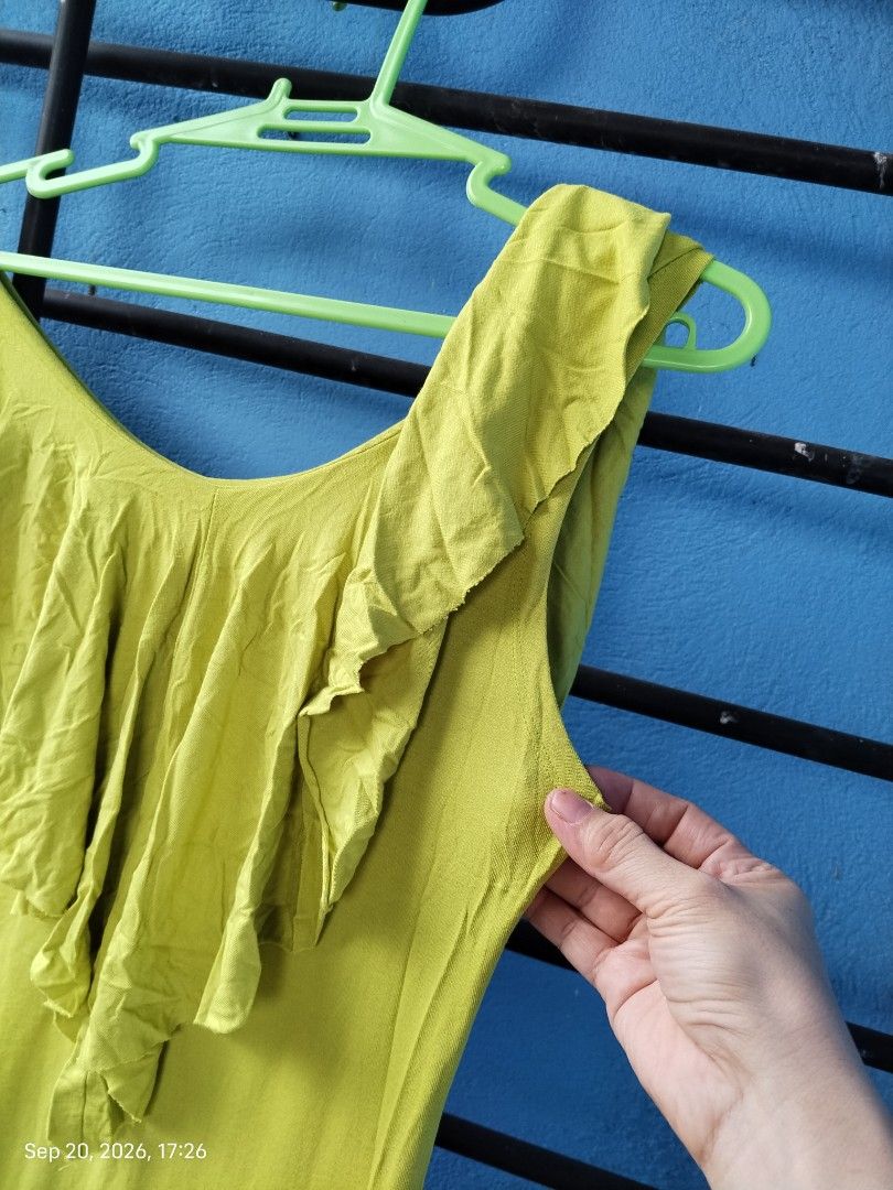 Lime Green Ruffled Off-Shoulder Maxi Dress (Category: Dresses) located in Mabalacat. Submitted by whowannashoppe (Listing ID 1463008508, Image 3). Description: - Flowy lime green maxi dress - Ruffled off-shoulder neckline - Short flutter sleeves - Comfortable and casual - Ideal for beach days or relaxed outings - Easy to wear and style - Cut tag - Size 38 on tag but fits up to large body frame - Stretchy fabric.