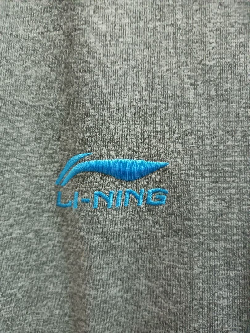 LI-NING FULL-ZIP TRACK JACKET (Category: Coats, Jackets and Outerwear) located in Calamba. Submitted by rootsph (Listing ID 1462951452, Image 2). Description: Details: Fits XL Dimes: 23W x 28L Color: Gray Condition: Very good, no issue, complete tags Please manage your expectation, item being sold is preloved and not brand new unless stated otherwise. Major and minor issues will be declared. Signs of usage and presence of lint is normal. Color mi