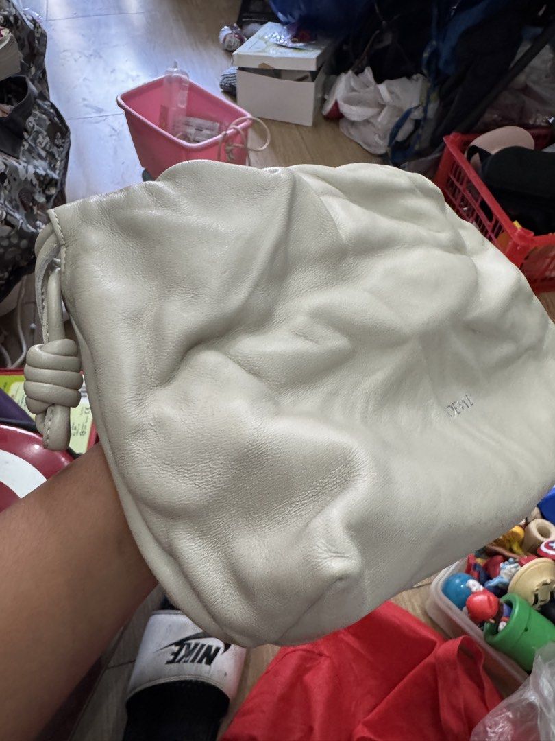 Loewe (Category: Luxury Bags & Wallets) located in Paranaque City. Submitted by emzszs (Listing ID 1462916170, Image 3). Description: Loewe bag.