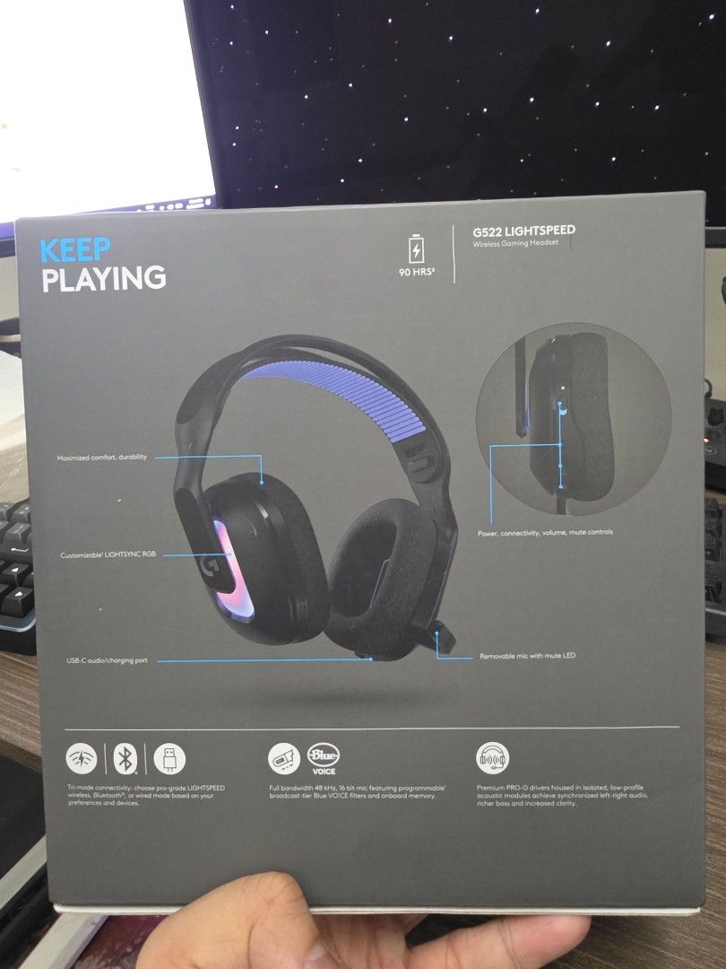 Logitech G522 LIGHTSPEED Wireless Gaming Headset (Category: Headphones & Headsets) located in Manila. Submitted by chrisvergs (Listing ID 1463002684, Image 2). Description: - Logitech G522 LIGHTSPEED wireless gaming headset - 90 hours of battery life - Customizable LIGHTSYNC RGB lighting - Detachable, noise-cancelling microphone - USB-C charging - Ideal for gaming RFS: nakatambak, used only for calls..