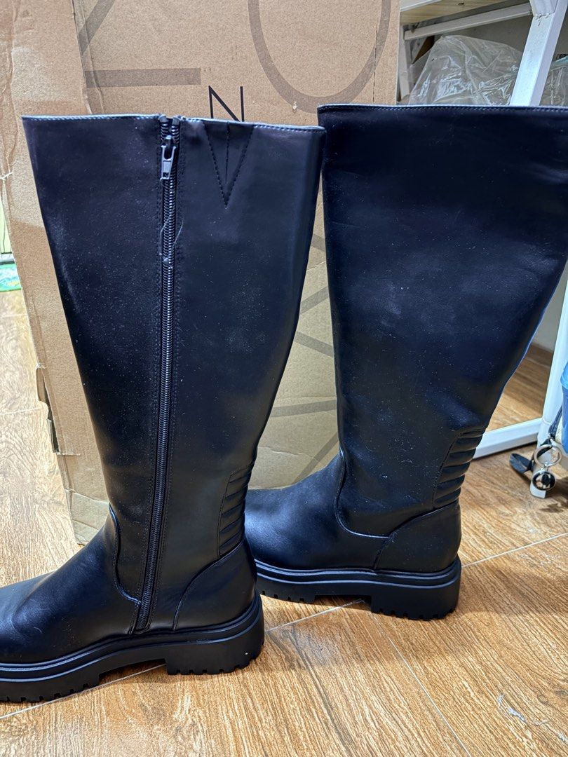 London Rag Knee High Boots Original (Category: Shoe inserts) located in Guiguinto. Submitted by octowbr (Listing ID 1463019715, Image 2). Description: see pics for issues! worn once only for a photo :) from zalora - 6k srp.