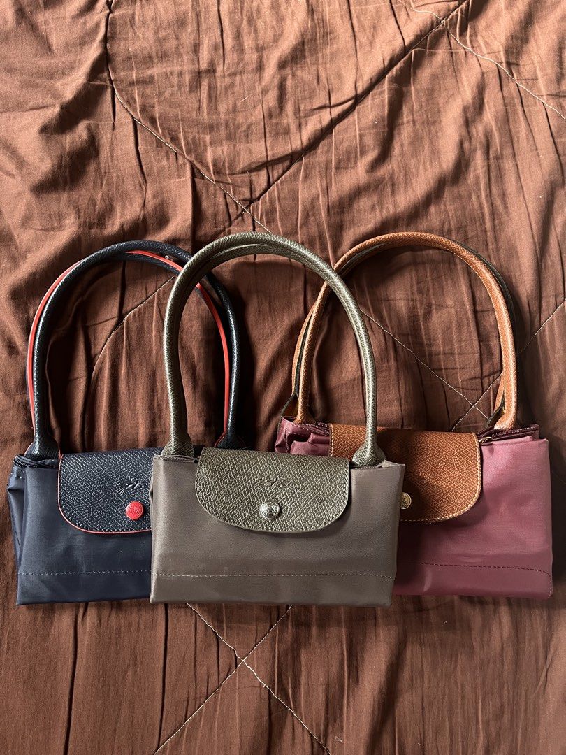Longchamp (Category: Tote Bags) located in San Jacinto. Submitted by kellysthrift_ (Listing ID 1462892729, Image 3). Description: Longchamp available mesaage me.