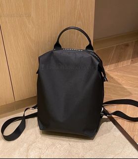(Category: ) located in . Submitted by fashion_collection (Listing ID 1463083171, Image 1). Description: .