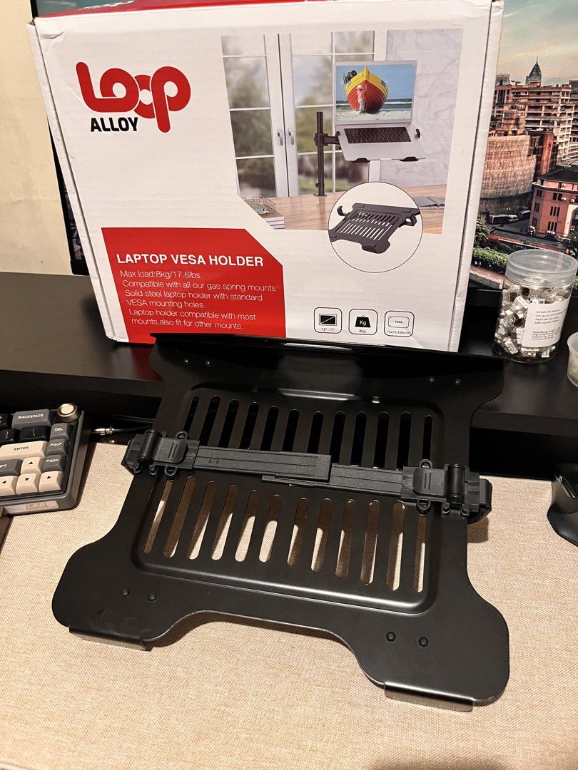 Loop Alloy Laptop VESA holder (Category: Other Accessories) located in Binan City. Submitted by deulli (Listing ID 1463054157, Image 3). Description: Laptop VESA holder for monitor arm Used for 1 week RFS: planned to just have a laptop-keyboard-mouse setup; changed my mind and bought a monitor so nakatago lang ito for almost a year.