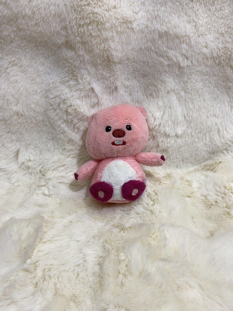 Loopy Plush Charm Keychain (Category: Plushies & Soft Toys) located in Kalibo. Submitted by ollie_stuffshop (Listing ID 1463046284, Image 1). Description: Before you send your inquiries: ❗️Last Price is already posted ❗️Manage your expectations, WYSIWYG ❗️May need washing ❗️Dropoff is every Wednesday & Sunday - Adorable pink plush toy of Loopy from Pororo. - Features a convenient keychain attachment. - Super soft and cuddly material. - Ideal for 