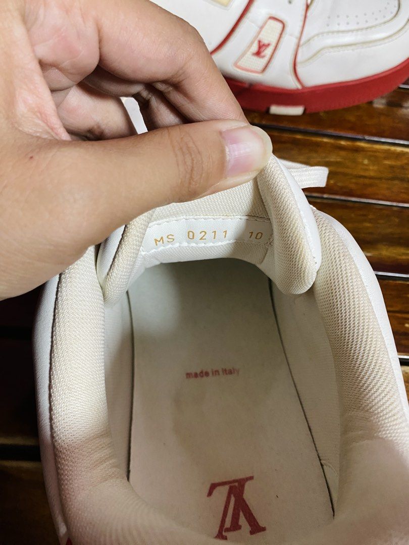 Louis Vuitton LV Trainer Sneakers MS0211 Size 10 (Category: Casual Shoes) located in Manila. Submitted by freeturtle_e0e5e6 (Listing ID 1463049766, Image 3). Description: Pre-owned Louis Vuitton sneakers in white and red. Details: • Brand: Louis Vuitton • Code: MS0211 • Size: 10 • Color: White / Red • Made in Italy • Condition: Used May signs of use, especially sa outsole. Please check all photos carefully for the actual condition of the shoes. S