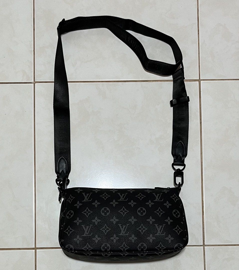 LOUIS VUITTON POCHETTE MONOGRAM ECLIPSE (Category: Sling Bags) located in Cavite. Submitted by drip_syndicate (Listing ID 1463103029, Image 2). Description: CONDITION: 9.8/10 COLOR RATE: 9.8/10 NO ISSUE.