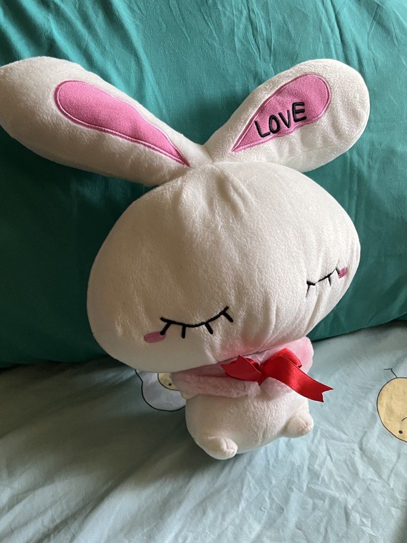 Love bunny #2 (Category: Designer & Blind Box Toys) located in Paranaque City. Submitted by bonsaiart (Listing ID 1462924196, Image 2). Description: Pre owned Good condition 580( fixed)+ sf Payment first policy (gcash/ paymaya) Shipping ONLY (J&t) NO TO COD NO TO MEETUP NO TO COP (LBC) No breaking of set or bundle.