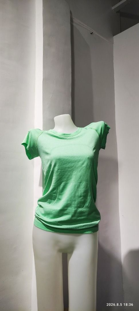 Lululemon (size 6) Swiftly (Category: Activewear) located in Calamba. Submitted by lulu.thrift.finds (Listing ID 1462998064, Image 1). Description: Lululemon Size 6 Swiftly Shirt No discount for single items. Can give a little discount for multiple-item purchases. Kindly check my store, selling all lulu :) First to pay basis Payment via GCash only Shipped thru Jnt within 2-3 days Free shipping for min 1.5k purchase Items will only be reserved for