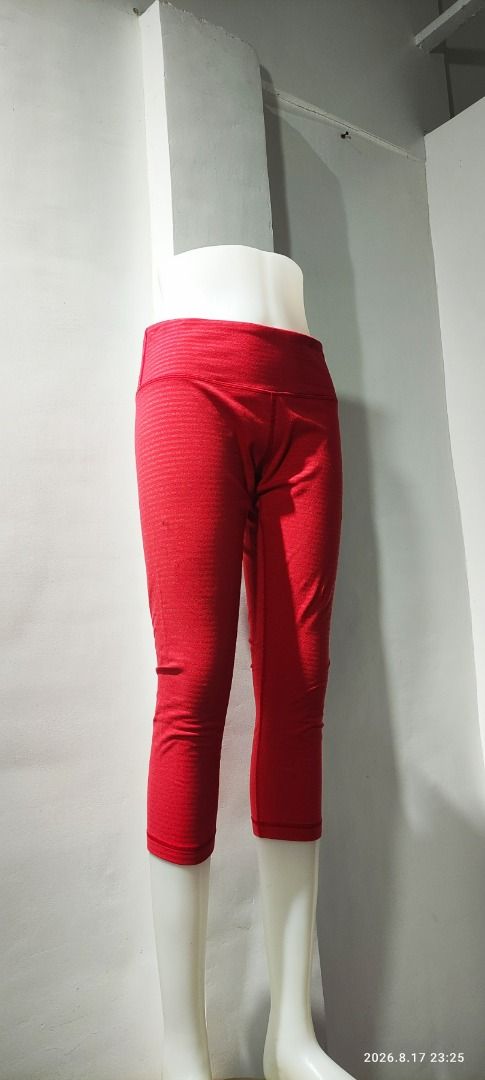 Lululemon (size 8) Wunder Under Crop Leggings (Category: Activewear) located in Calamba. Submitted by lulu.thrift.finds (Listing ID 1462980314, Image 3). Description: Lululemon Size 8 Wunder Under Crop Leggings No discount for single items. Can give a little discount for multiple-item purchases. Kindly check my store, selling all lulu :) First to pay basis Payment via GCash only Shipped thru Jnt within 2-3 days Free shipping for min 1.5k purchase