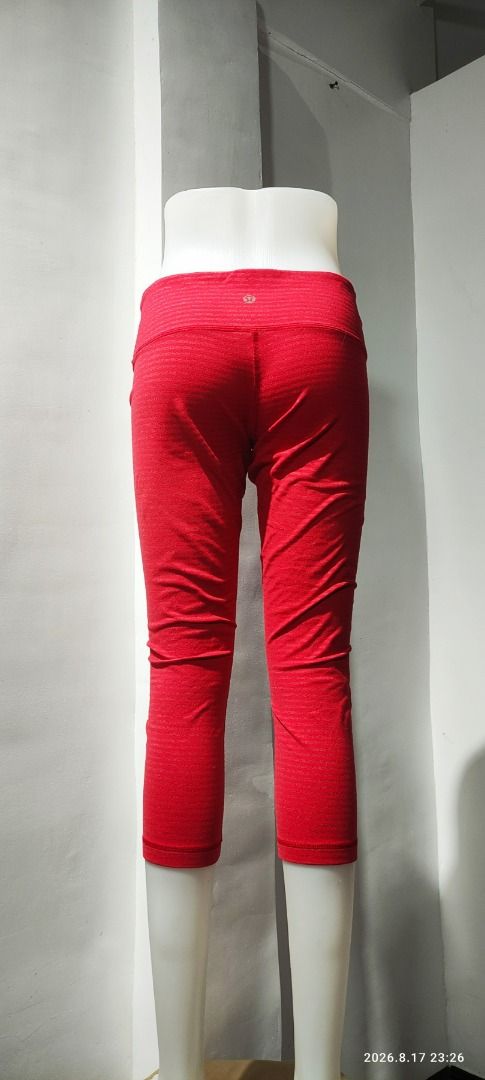 Lululemon (size 8) Wunder Under Crop Leggings (Category: Activewear) located in Calamba. Submitted by lulu.thrift.finds (Listing ID 1462980314, Image 2). Description: Lululemon Size 8 Wunder Under Crop Leggings No discount for single items. Can give a little discount for multiple-item purchases. Kindly check my store, selling all lulu :) First to pay basis Payment via GCash only Shipped thru Jnt within 2-3 days Free shipping for min 1.5k purchase