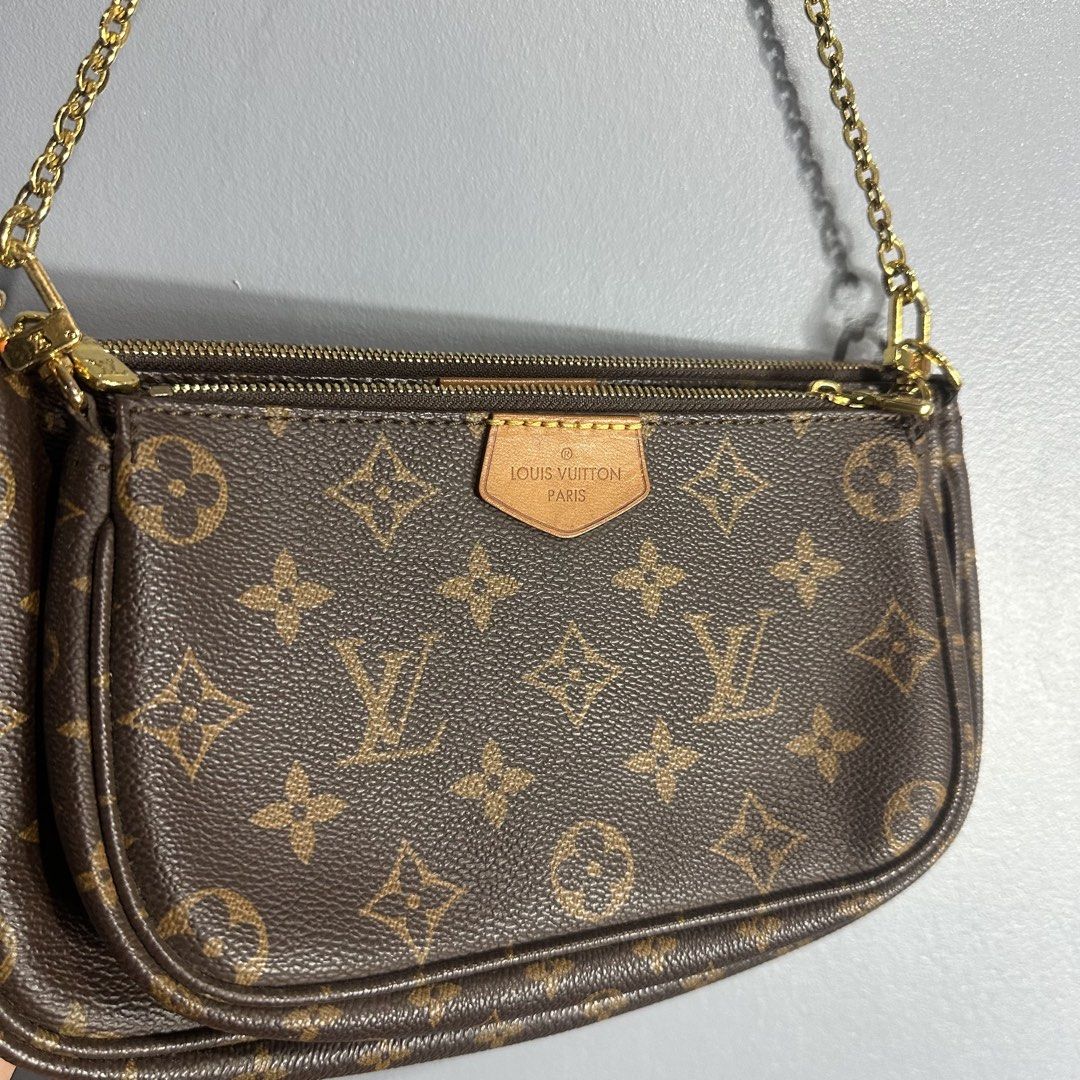Lv multi pochette bag (Category: Luxury Bags & Wallets) located in Mangaldan. Submitted by restyle.fitv2 (Listing ID 1462915024, Image 2). Description: Lv multi pochette bag Like new condition No issue.