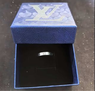 （分類：）位於 。 由 simikayyy 提交（商品編號 1463062022，圖片 1）。簡介： 。