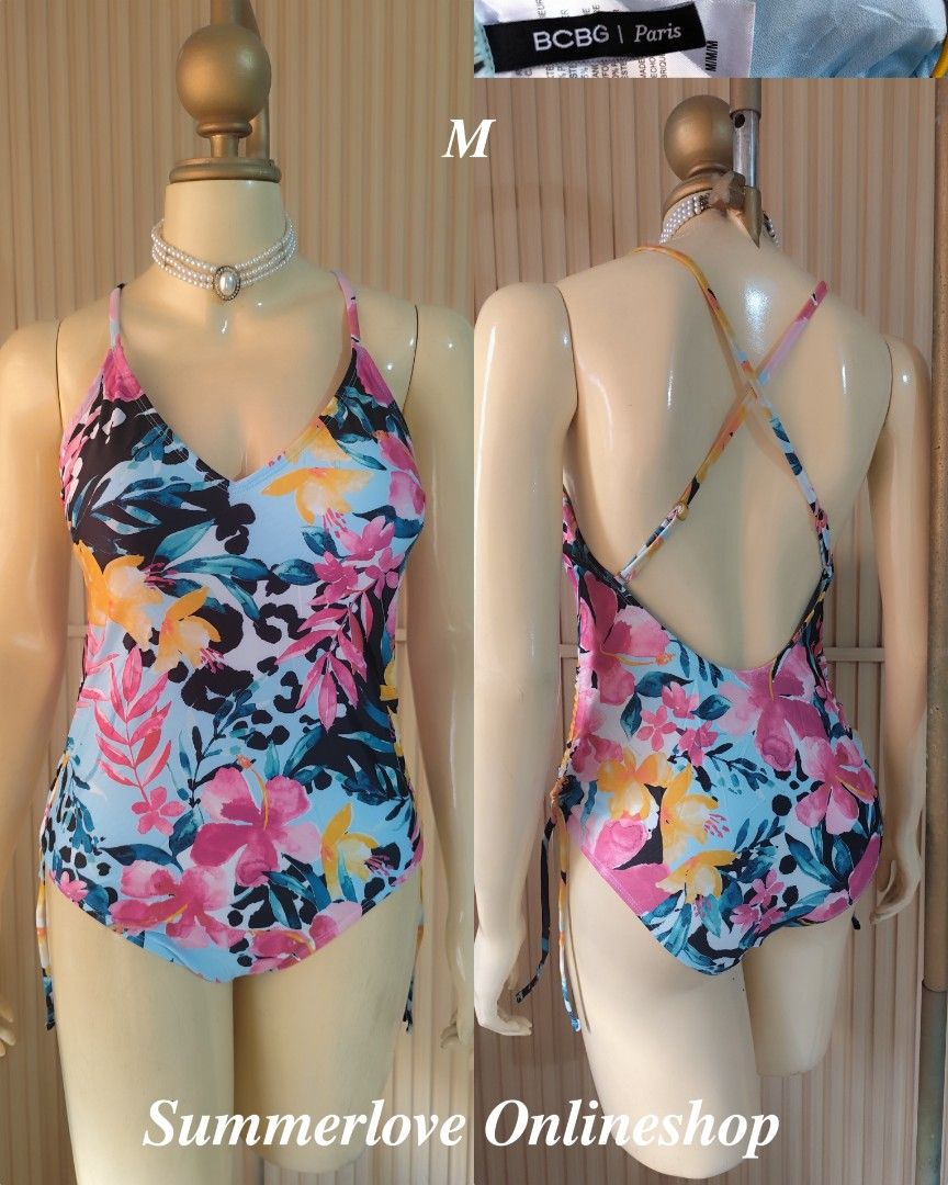 (M) BCBG One Piece Swimsuit (Category: Bikinis & Swimsuits) located in Paranaque City. Submitted by tanz2014 (Listing ID 1463116106, Image 1). Description: 🥀𝐒𝐔𝐏𝐄𝐑 𝐆𝐀𝐍𝐃𝐀 𝐍𝐈𝐓𝐎🥀 🌻Like New🌻 🌼Brand: BCBG ➡️Padded 🌸Size: Medium 💸Mine: P449 🔺All Items are PRELOVED in good condition. 🔺Please do manage your expectations. 🔺WASH before USE‼️ 🔺BUY at your own RISK‼️ ❌NO RETURN, NO EXCHANGE POLICY❌ 🚫BOGUS BUYER/JOY RESERVER will be p