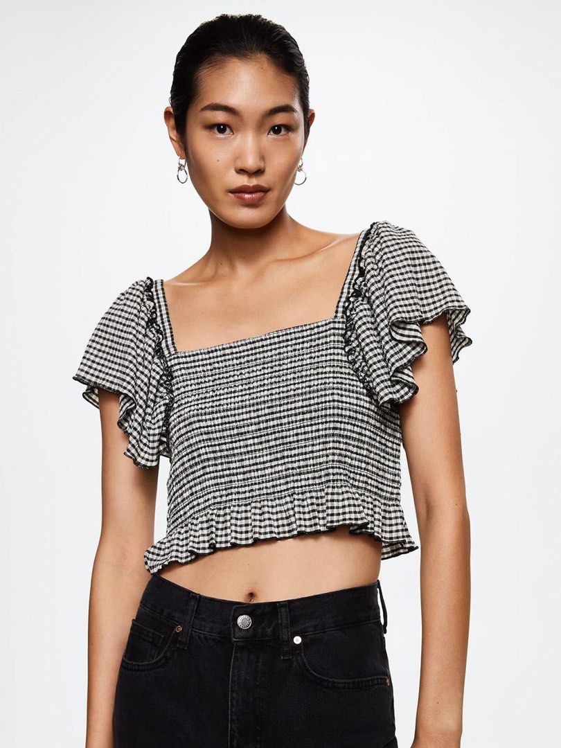 Mango Gingham Smocked Square Neck Flutter Sleeve Crop Top (Category: Blouses) located in Mandaue City. Submitted by knucklehead2 (Listing ID 1463051710, Image 1). Description: .