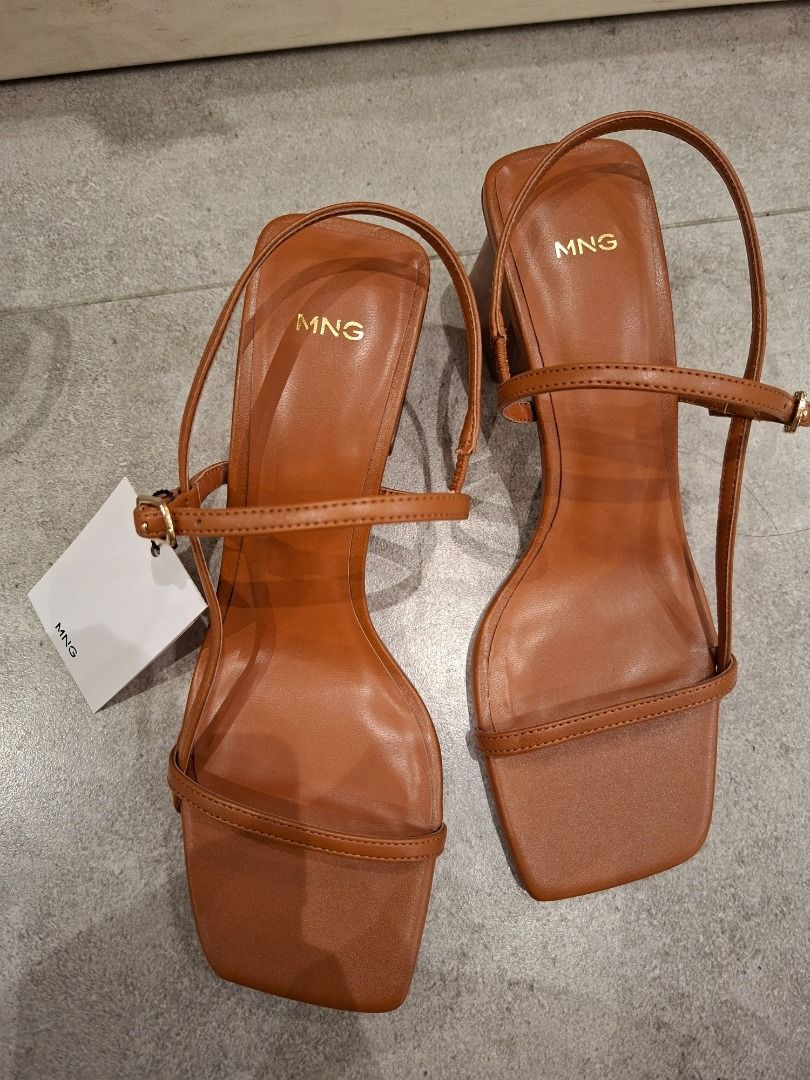 MANGO Sandals (Category: Casual Shoes) located in Indang. Submitted by ednamanlapaz21 (Listing ID 1462930195, Image 1). Description: With Box.