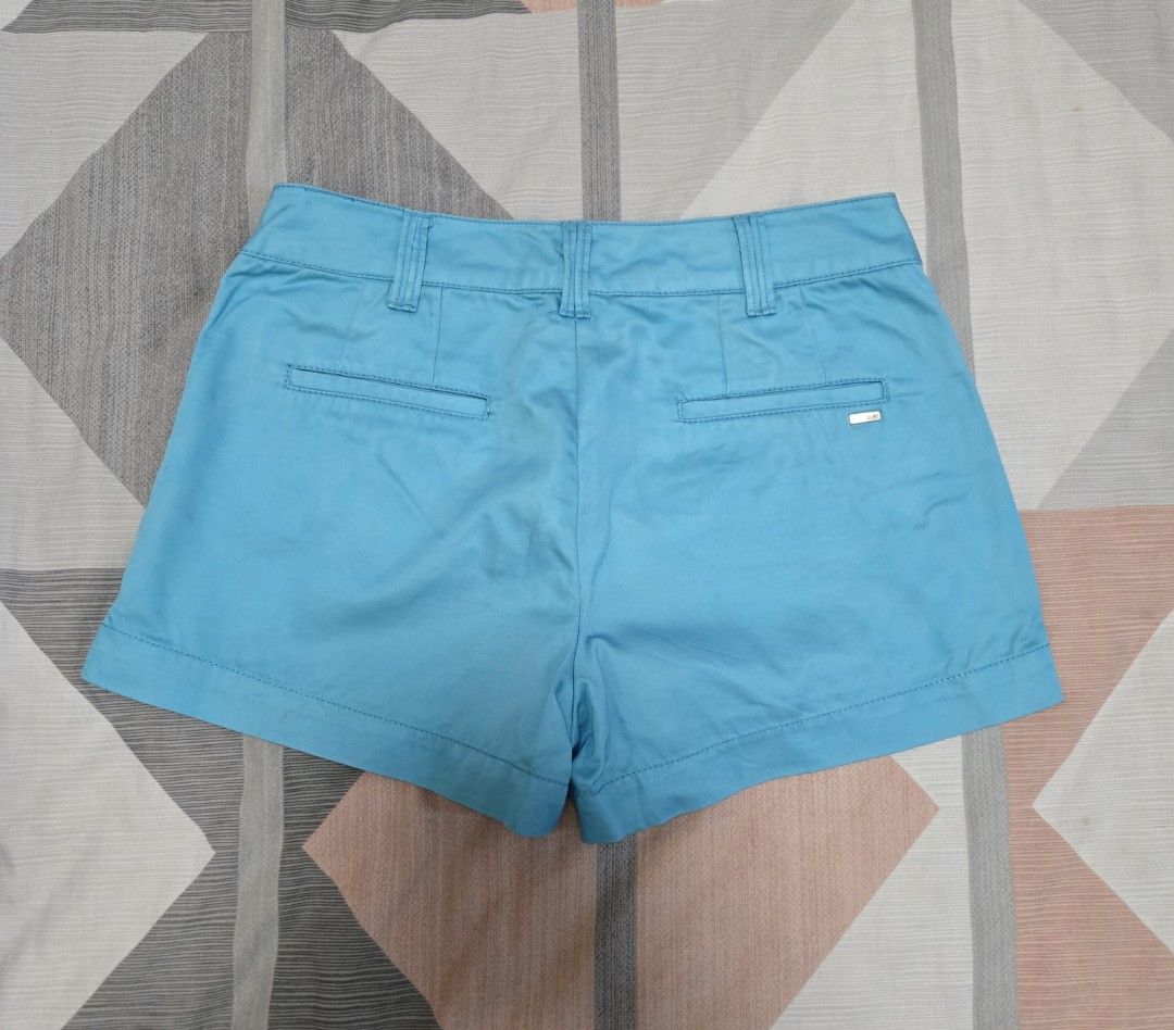 Mango XS shorts aqua women (Category: Shorts) located in Manila. Submitted by chocomoose (Listing ID 1462915721, Image 2). Description: authentic good condition size XS.
