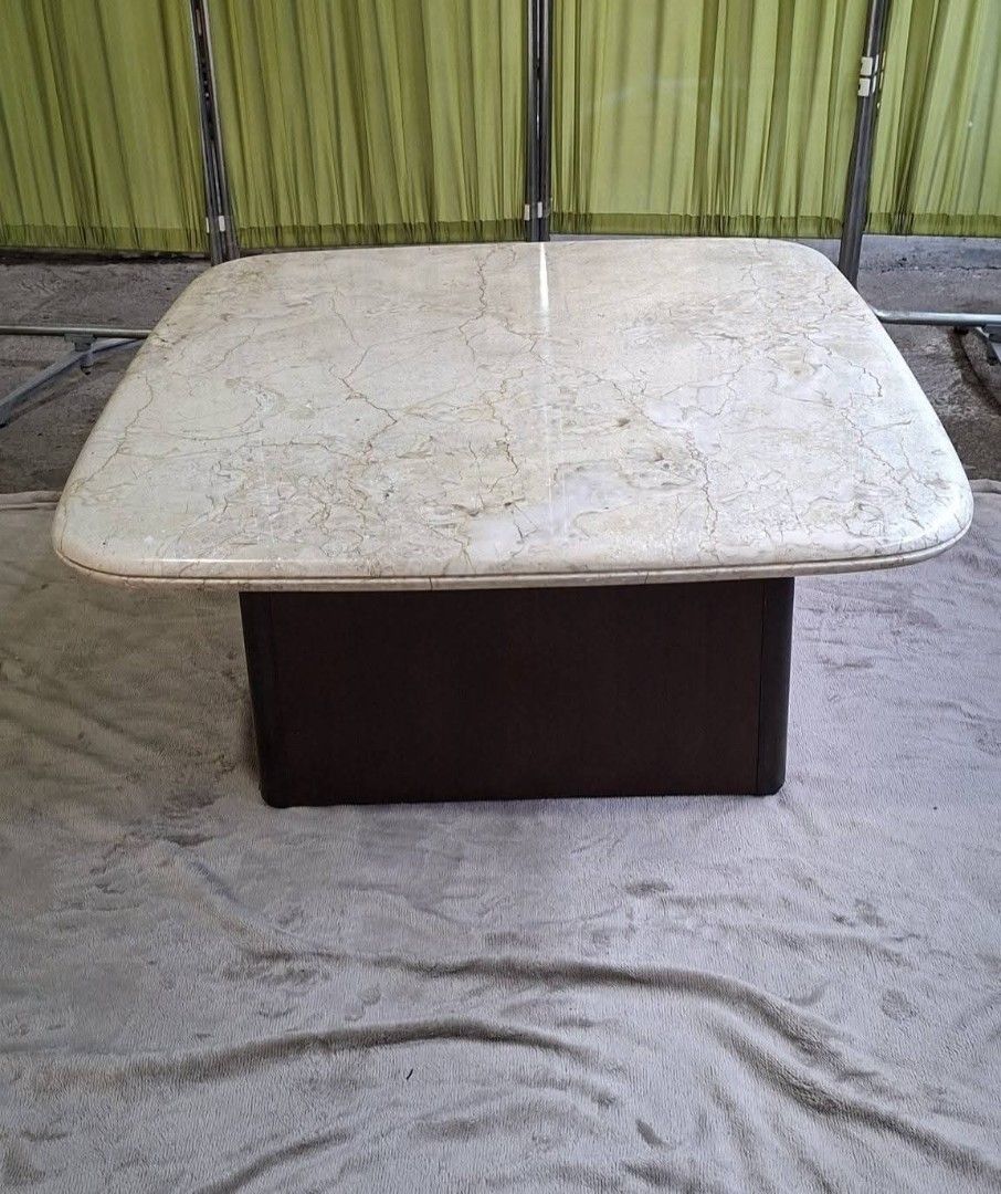 marble center table (Category: Tables & Sets) located in Bulacan. Submitted by duncayow (Listing ID 1463000916, Image 1). Description: .