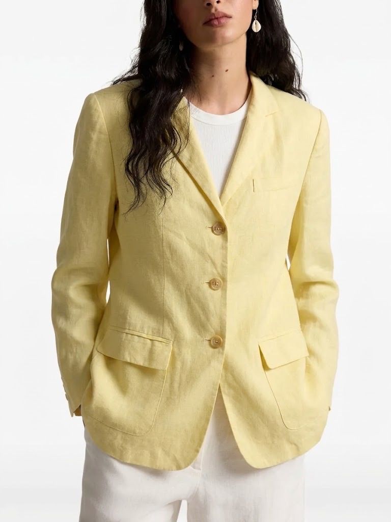 Marella Single-breasted Linen Jacket M/L (Category: Coats, Jackets and Outerwear) located in Antipolo. Submitted by bentakahitanoano (Listing ID 1463023894, Image 3). Description: This vintage Marella pastel yellow single-breasted blazer is a premium piece tailored in Italy from breathable, lightweight 100% pure linen fabric. Founded originally in 1976 as a collection under the iconic Max Mara fashion house before becoming an independent label in