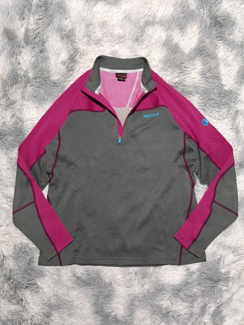 Marmot women's half zip (Category: Activewear) located in San Carlos City. Submitted by wilburstthriftstore (Listing ID 1463046752, Image 2). Description: Marmot women's half zip pullover Size XL W19 | L24 No issue Like new condition 👌🏾 ₱250 + sf.