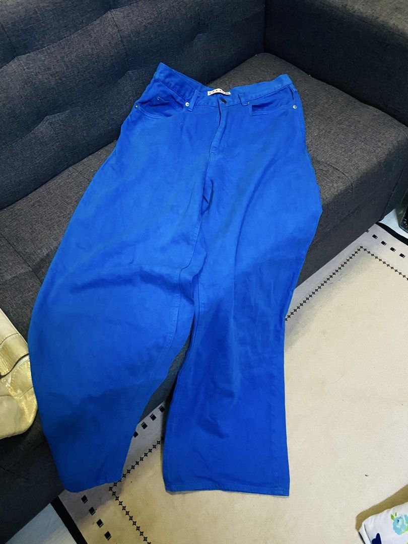 Marni Baggy blue pants denim (Category: Activewear) located in Caloocan City. Submitted by luxurymurayta888 (Listing ID 1462902751, Image 1). Description: size 32 L 45.