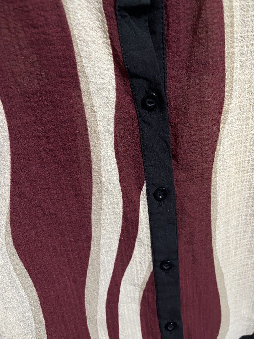 Maroon and Beige Striped Button-Up Blouse (Category: Blouses) located in Marikina City. Submitted by femmeshoppemnl (Listing ID 1462930171, Image 3). Description: Maroon and Beige Striped Button-Up Blouse Size: Large Condition: Like new. Issue: No issue. Brand: No Brand. Ukay sourced from Korea Washed - Ready to wear. .