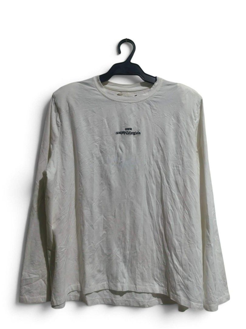 Mason margiela long sleeves (Category: Coats, Jackets and Outerwear) located in Vinzons. Submitted by kspabico07187 (Listing ID 1463060001, Image 1). Description: Excellent condition No stain L-24 W-22.5 Need wash fresh from bale.