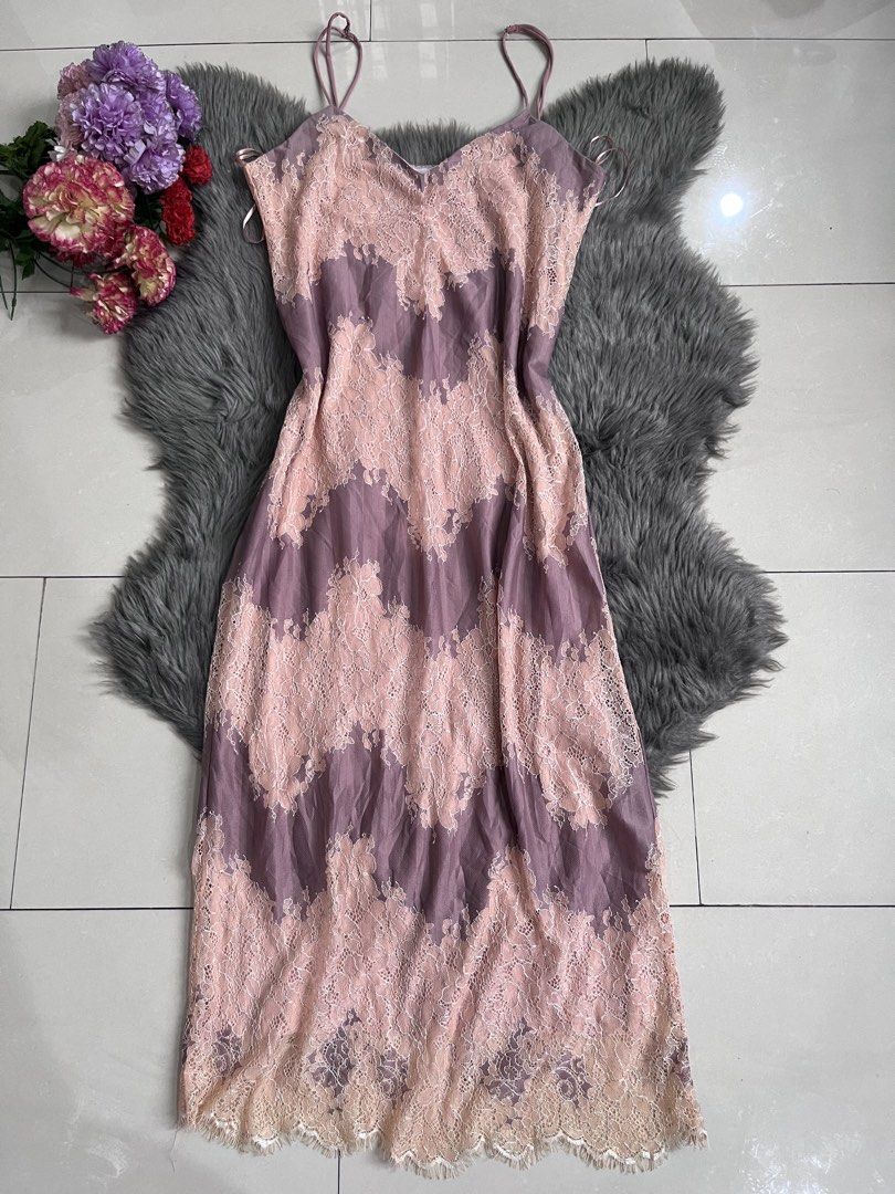 Zara Maxi Slip Dress (Category: Undergarments & Loungewear) located in Manila. Submitted by sahm_shopfashion (Listing ID 1462996822, Image 1). Description: Satin maxi slip dress -adjustable straps -soft trim lace .