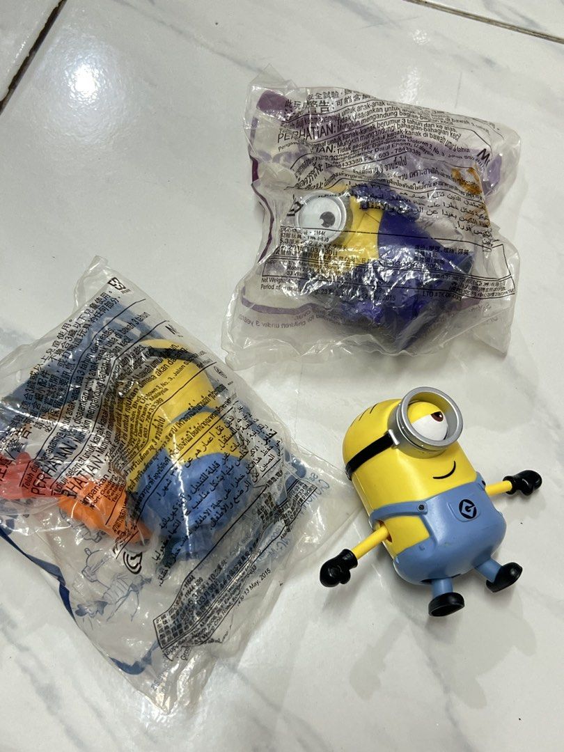 Mcdo Toys (Category: Designer & Blind Box Toys) located in Manila. Submitted by cassandra_22 (Listing ID 1463103162, Image 2). Description: Take all .