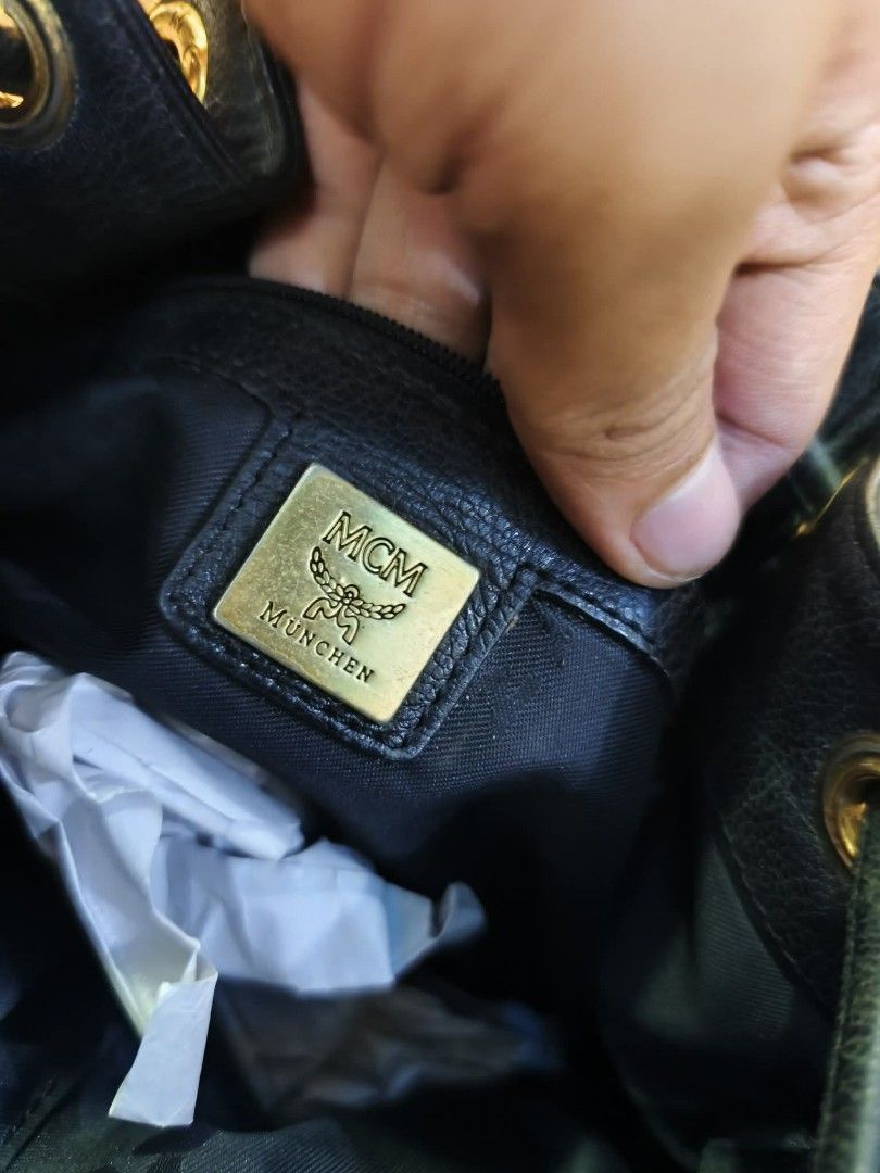 MCM Vintage Drawstring Bucket Bag (Category: Cross-body Bags) located in Quezon City. Submitted by daisyuy1979 (Listing ID 1463002766, Image 2). Description: .