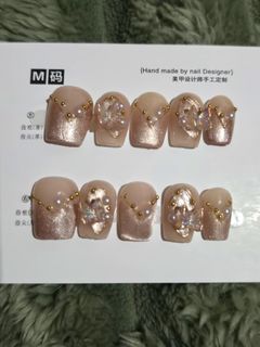 (Category: ) located in . Submitted by jangmiscloset (Listing ID 1463087087, Image 1). Description: .