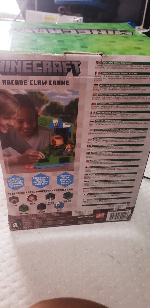 Mega Construx Minecraft Arcade Claw Crane Building Set (Category: Lego & Building Sets) located in Marikina City. Submitted by racoon143 (Listing ID 1462904535, Image 3). Description: - Build your own Minecraft Arcade Claw Crane! - Features a working crane to grab blocks. - Includes iconic Minecraft characters like zombies and bees. - Fun and engaging for any Minecraft fan. - Comes with all necessary pieces and instructions. - Encourages creative