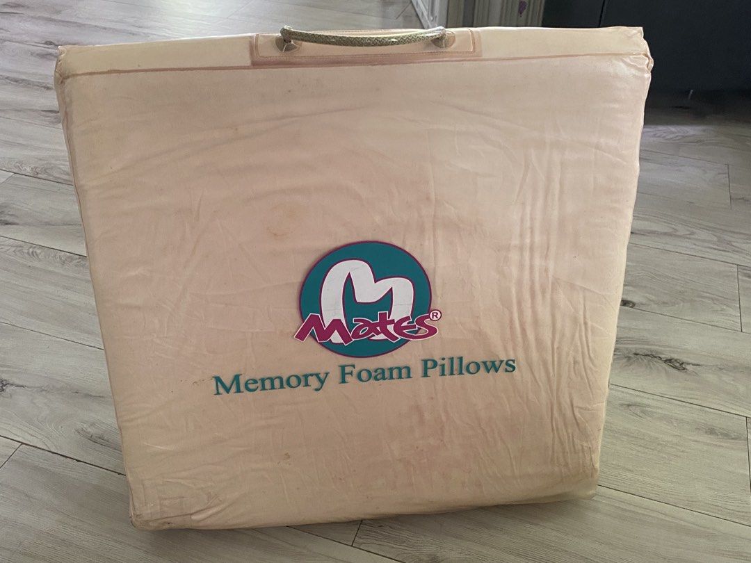 Memory foam pillow wedge (Category: Bedding & Towels) located in Santa Rosa. Submitted by hoardqueensdeclutter (Listing ID 1462888605, Image 1). Description: Used then stored. Shows sign of storing. Comfy and good to use when u have acid reflux..