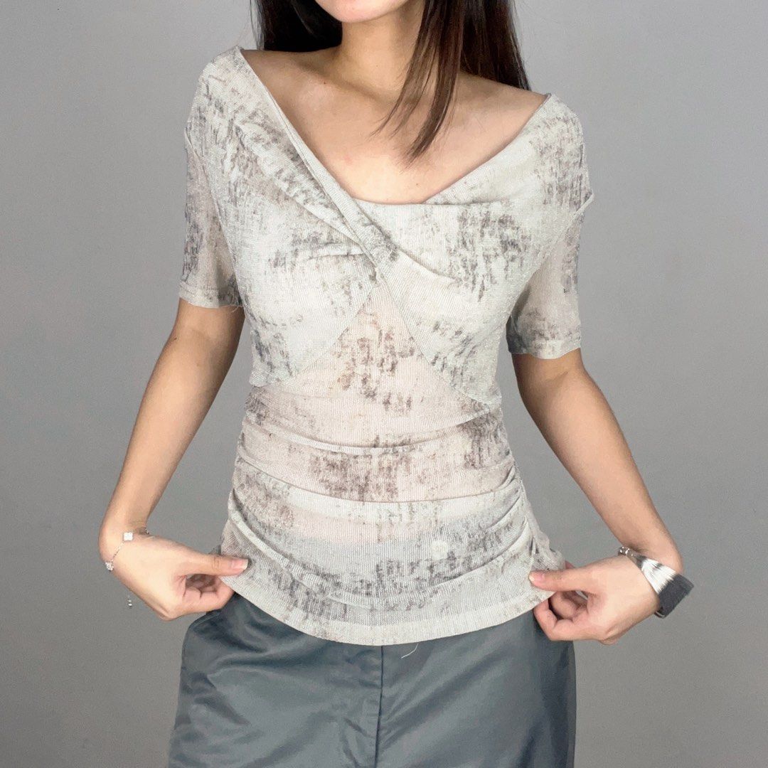 mesh bustier subtle shimmer top (Category: Others Tops) located in Manila. Submitted by pabili.ph (Listing ID 1463074988, Image 1). Description: medium L19", up to B38".