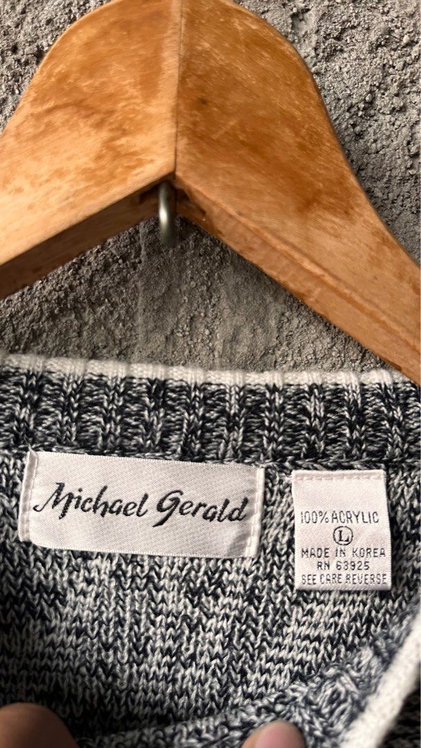 Michael Gerald abstract geometric knit crewneck sweater (Category: Coats, Jackets and Outerwear) located in Cabuyao City. Submitted by kisyana (Listing ID 1462887376, Image 3). Description: .