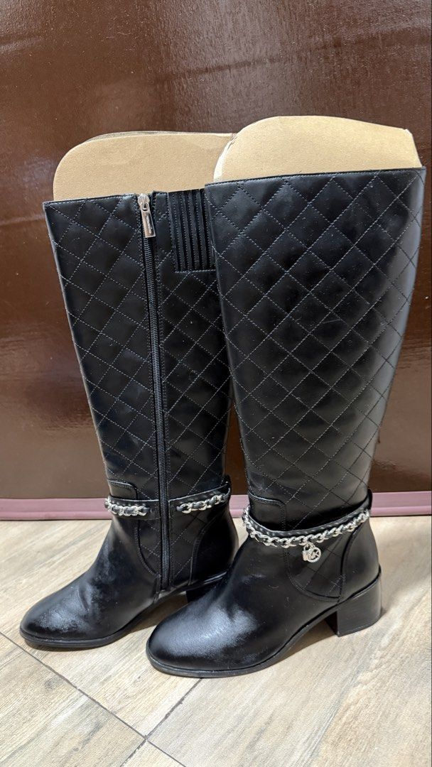 Michael Kors Elsa Tall Boots US 8 (Category: Boots) located in Pasig City. Submitted by mendd (Listing ID 1463046333, Image 2). Description: used but not abuse, used 2-3x only comes with original box .