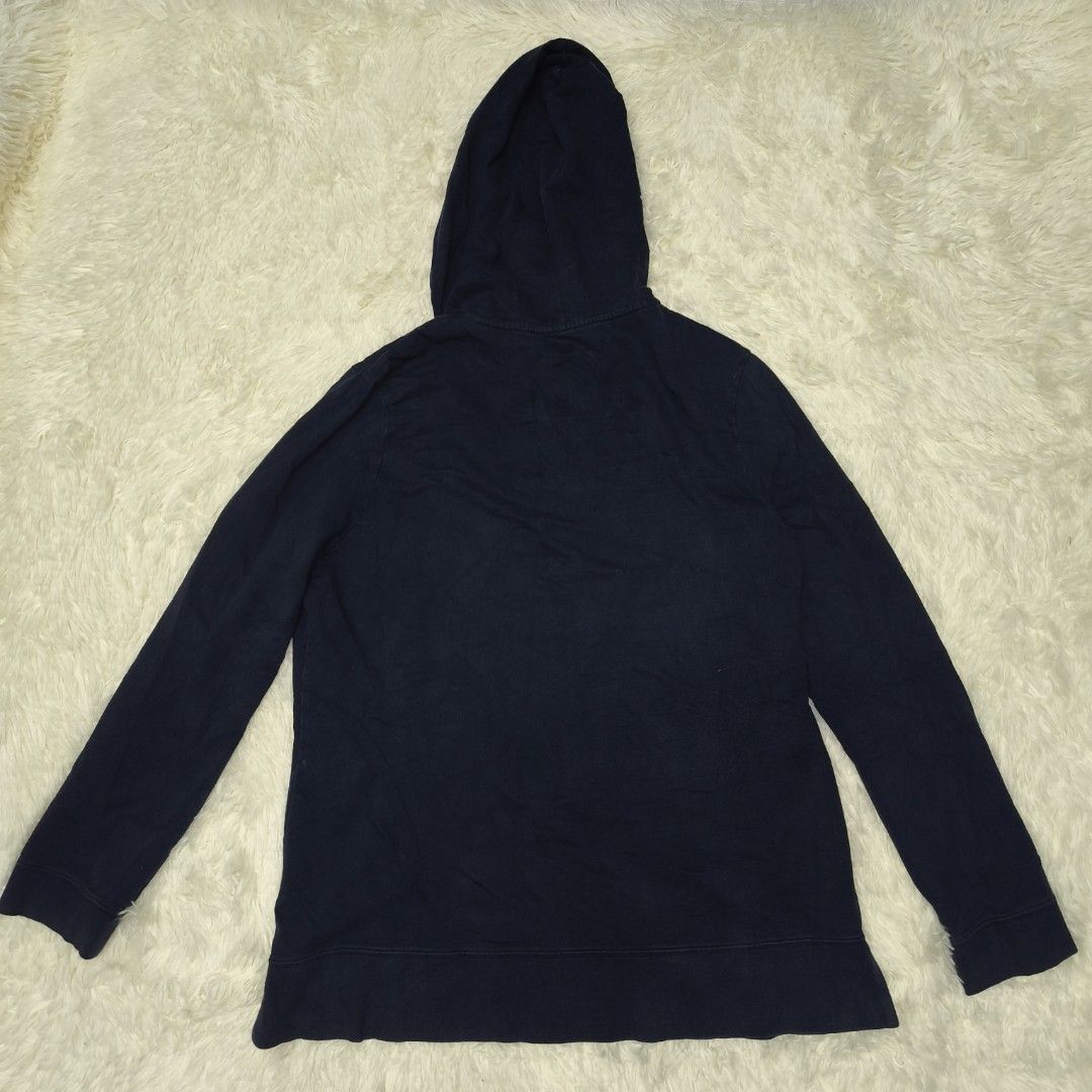 Michael Kors Navy Blue Hoodie (Category: Coats, Jackets and Outerwear) located in Antipolo. Submitted by alphaomega_fox (Listing ID 1462897291, Image 2). Description: - Navy blue Michael Kors hoodie - Size: XL/XG - Features iconic MK logo on the front - Subtle MK detail on the sleeve - Adjustable drawstring hood - Convenient kangaroo pocket - 23x28.5 250 plus sf.