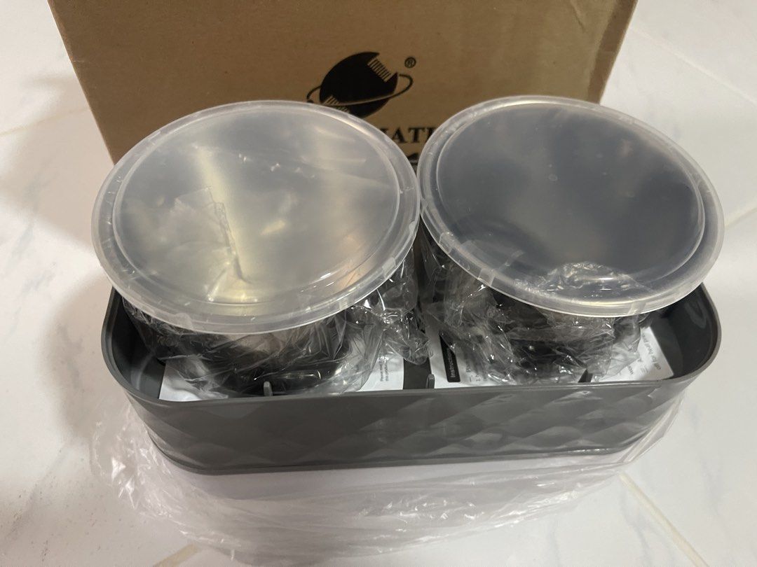 Micromatic MLB-1.0 Electric Lunch Box Double Layer (Category: Food Organization & Storage) located in Malabon City. Submitted by charlize.ph (Listing ID 1462904084, Image 3). Description: - Micromatic Electric Lunch Box, Model MLB-1.0 - Functions: Cooks rice, warms food, reheats meals (rice, meat, soup) - Built-in compartment for cutlery storage - Includes multiple stainless steel containers with lids - Ideal for convenient meals on the go.
