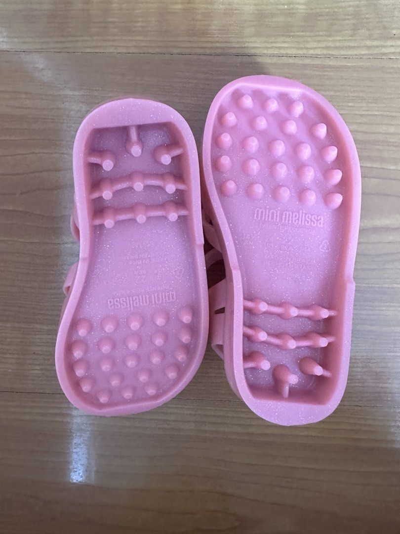 Mini Melissa (Category: Babies & Kids Fashion) located in Tarlac. Submitted by inlovewithbagsph (Listing ID 1463050672, Image 3). Description: US 8 Kept Unused.