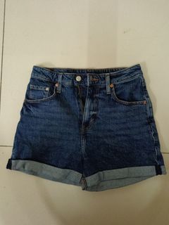(Category: ) located in . Submitted by klbloke82 (Listing ID 1463000044, Image 1). Description: .