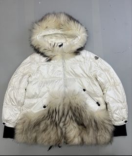 (Category: ) located in . Submitted by aas_thriftfings (Listing ID 1462926157, Image 1). Description: .