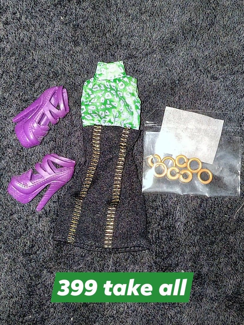 Monster High clothes (Category: Announcements) located in Angono. Submitted by lala_tan (Listing ID 1463102381, Image 2). Description: .