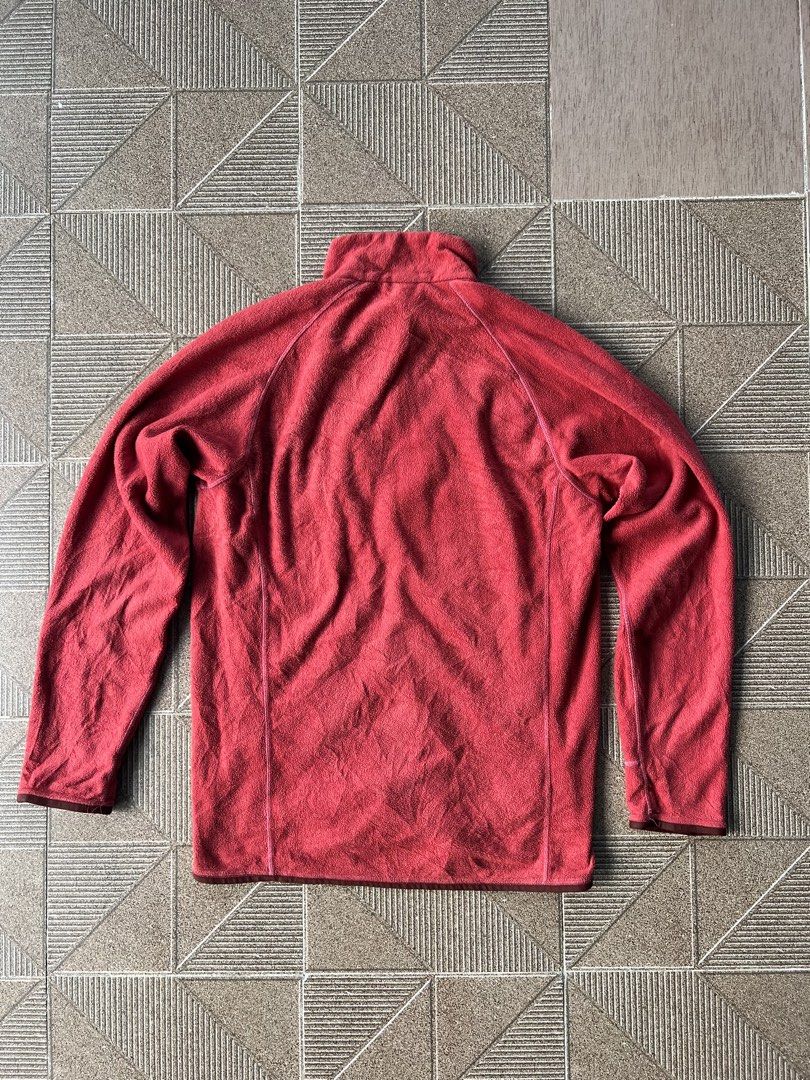 Mont-bell Red Fleece Jacket Size L (Category: Coats, Jackets and Outerwear) located in Tagbilaran City. Submitted by muffintime96 (Listing ID 1462966677, Image 3). Description: - Red Mont-bell fleece jacket - Size: Large (L) - Features a full zip closure - Includes a convenient chest pocket - Warm and comfortable fleece material - Ideal for layering or as an outer layer - Great for various outdoor activities.
