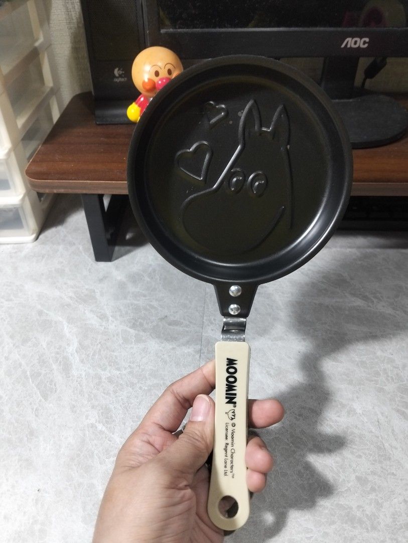 MOOMIN MINI NON-STICK FRYING PAN (Category: Cookware & Accessories) located in Batangas. Submitted by amerie_store (Listing ID 1463027875, Image 1). Description: ◾WYSIWYG 🫟size: approx. 13cm in diameter 🫟type: mini pancake or egg frying pan 🫟with minimal peel-off in metal coating 🔊Kindly visit & follow my FB page for more updated Toys,Aniks,etc...🤩 🌈👉AMERIE STORE👈🌈 📌Mine Now,Pay after invoice 📌No refund 📌MOP: Gcash 🚛 Shipping sched e