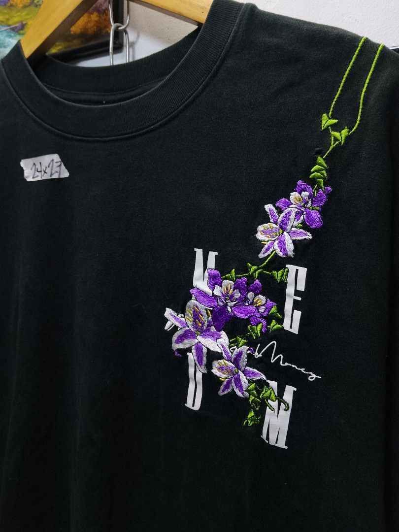 Mr enjoy da money tee (Category: Tshirts & Polo Shirts ) located in Valenzuela. Submitted by joshwrldselection (Listing ID 1463065612, Image 2). Description: large - xl very good condition minimal sign of use on neck thrift..