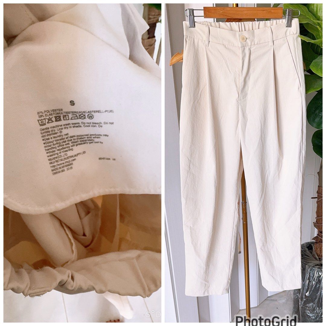 Muji Highwaist Trouser (Category: Other Bottoms) located in Cabanatuan. Submitted by boutiquelouise (Listing ID 1462907215, Image 1). Description: W-27-30 stretchy L-37.