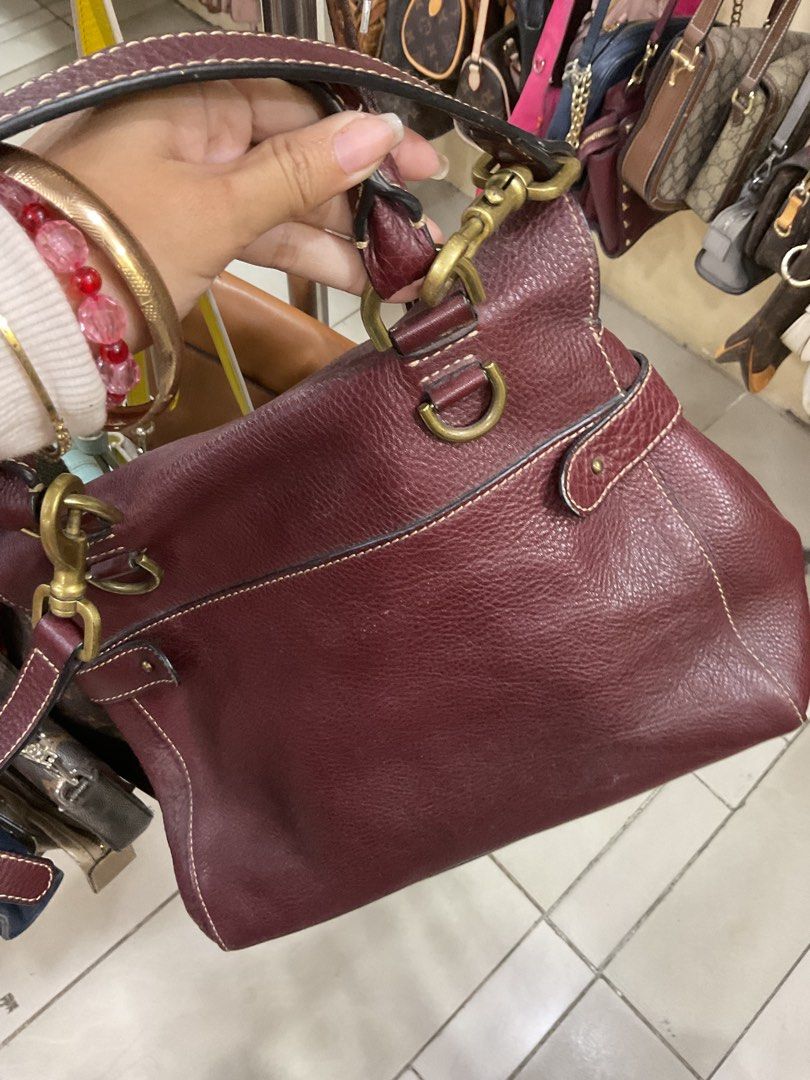 Mulberry (Category: Cross-body Bags) located in Bacolod City. Submitted by asianbellahadidd (Listing ID 1463051536, Image 3). Description: .
